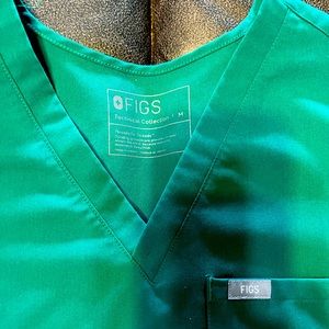 Figs scrub set